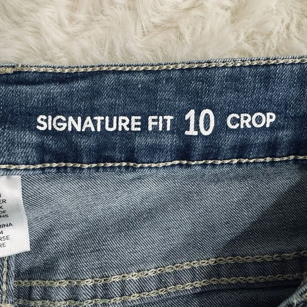 Westport Signature Fit Crop Jeans 10 (31x26.5) Blue Embellished Stretch Womens